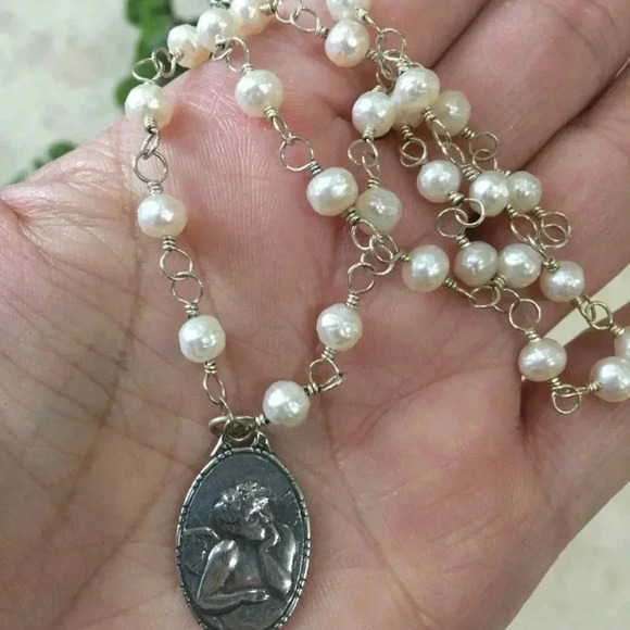 Pearl Necklace, Cultured Freshwater Pearls, Faceted Pearls, Angel Cherub - Picture 2 of 4